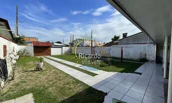 Imagem 5: CASA COM AMPLO ESPAÇO DE TERRENO NO BALNEÁRIO MARISSOL - TERRENO 352,80M² E ÁREA CONSTRUÍD