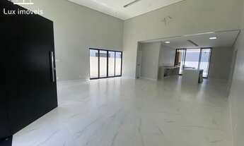 Imagem 2: Alphaville Manaus Ponta Negra / Térrea 274m² 04 Suítes / Piscina / Área Gourmet