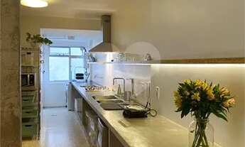 Imagem 7: São Paulo - Apartamento Padrão - VILA MADALENA