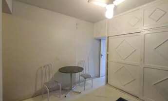 Imagem 6: Apartamento para aluguel e venda possui 42 metros quadrados com 2 quartos