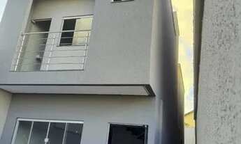 Imagem: Sobrado novo com 4 quartos no Jardim Novo