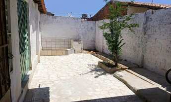 Imagem 2: Aluga-se Casa com Garagem