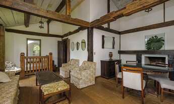 Imagem 7: Charmosa CASA com 475 m², lote de 2.400 m², estilo rústico localizada no Condomínio VILLA