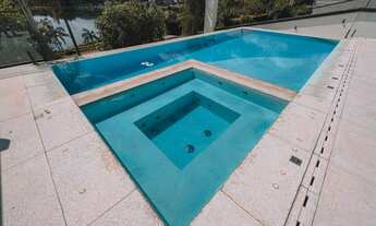 Imagem 5: Casa de condomínio 4 suítes com vista para o Lago, piscina com borda infinita