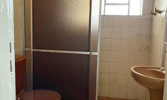 Imagem 2: Casa para venda com 130 metros quadrados com 3 quartos em Passo da Areia - Porto Alegre