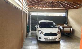 Imagem 2: Vendo Sobrado Itaqua (divisa com arujá) - Salão de festas e churrasqueira - 4 vagas