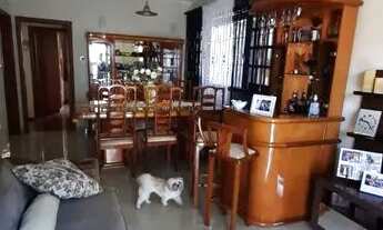 Imagem 5: Linda casa no Jardim das Industrias com edícula e garagem para 03 carros