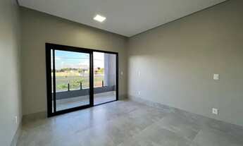 Imagem 2: Casa de condomínio Florais Do Parque sobrado para venda tem 231m2 com 4 quartos