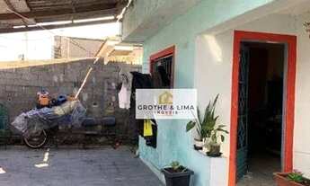 Imagem: Casa simples com edícula