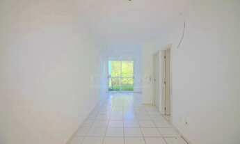 Imagem 3: Casa com 3 Dormitórios e 2 Vagas em Condomínio