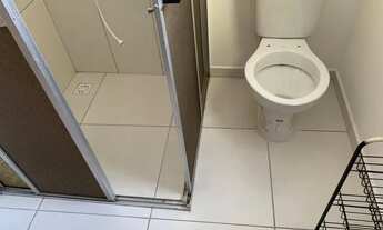 Imagem 4: Quarto e cozinha para locação no bairro Jardim dos Prados 5 min do Shopping Interlagos - S
