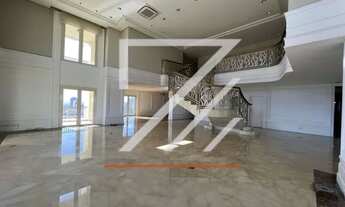 Imagem 3: Duplex para aluguel possui 700 metros quadrados com 3 quartos em Jardim Europa - São Paulo