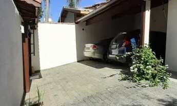 Imagem 2: Linda casa no Jardim das Industrias com edícula e garagem para 03 carros