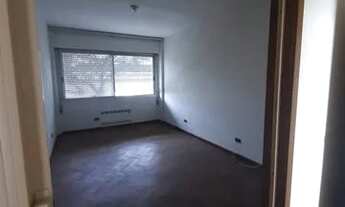 Imagem 4: Apartamento para venda possui 186 metros quadrados com 4 quartos em Centro - Curitiba - PR