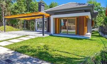 Imagem 2: Casa para Venda em Gramado, Vivendas do Arvoredo, 3 dormitórios, 3 suítes, 4 banheiros, 2