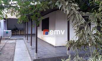 Imagem 3: Casa térrea a venda, residencial/comercial no melhor ponto do bairro Braga, há 400 m da Pr