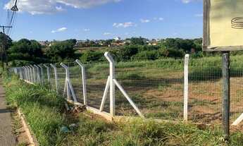 Imagem: Área para venda com 5280 metros quadrados