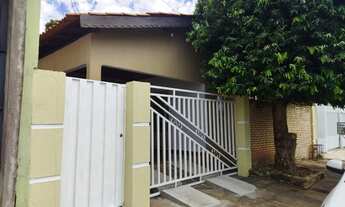 Imagem: Alugo casa com 2 quartos no bairro cabo