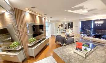 Imagem 4: Flat alto padrão com 3x dorms ao lado da Av Ibirapuera e Pq Ibirapuera com entrada imediat