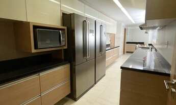 Imagem 2: Apartamento Frente ao Mar em Itapuã - 04 Quartos