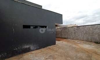 Imagem 3: Linda casa estilo sobrado no Jardim Holanda em fase de acabamento