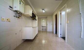 Imagem 6: Apartamento para venda possui 304m² com 4 quartos (4 suítes), 5 vagas e depósito individua