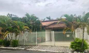 Imagem: Belíssima casa térrea em região nobre