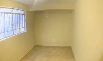 Imagem 5: Casa para aluguel tem 80 metros quadrados com 3 quartos em Santa Tereza - Belo Horizonte