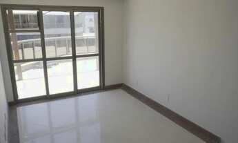 Imagem 3: Cobertura frontal mar para venda possui 410 metros quadrados com 5 quartos