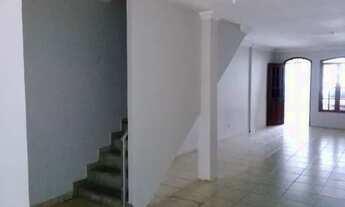 Imagem 4: Alugo Casa Ampla de 3 Pavimentos na Lomas entre P. Miranda e Marquês