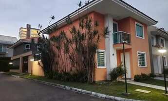 Imagem: SOBRADO EM CONDOMÍNIO FECHADO