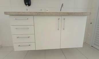 Imagem 7: Apartamento para aluguel possui 50 m² com 1 quarto com armário