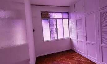 Imagem 3: Apartamento com 2 dormitórios para alugar, 70 m² por R$ 3.365/mês - Copacabana - Rio de Ja