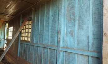 Imagem 2: Casa de madeira antiga