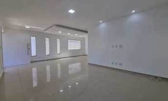 Imagem 5: Casa Triplex Vargem Pequena Valor R$ 5.500,00 mais taxas. 3 suítes. Bem-vindo