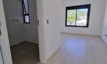 Imagem 5: Casa para Venda em Florianópolis, Cachoeira Do Bom Jesus, 2 dormitórios, 1 banheiro, 1 vag