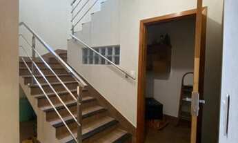 Imagem 3: Apartamento 3 quartos c/ 1 suíte piso superior / 2 salas comerciais e 1 casa com 1 suíte p