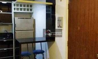 Imagem 3: Flat com localização privilegiada, com 1 dormitório à venda, 64 m² por R$ 137.000 - Centro