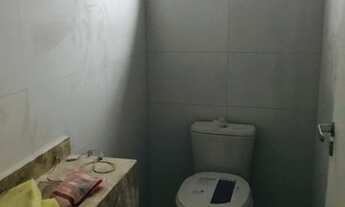 Imagem 2: Triplex para Venda, bairro Fazendinha, 4 dormitórios, 1 suíte, 3 banheiros, 2 vagas de gar