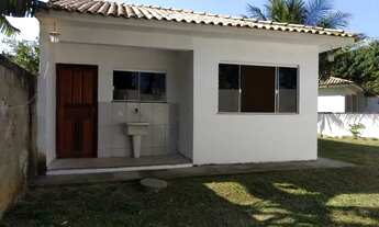 Imagem 7: Casa com suíte e quintal grande com excelente localização perto de comércios transporte es