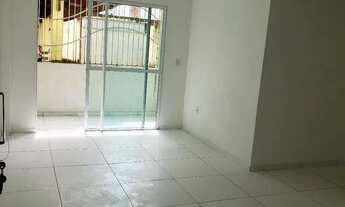 Imagem: Alugo 2 quartos na maria lacerda, frente