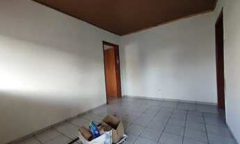 Imagem 3: Casa para aluguel possui 40 metros quadrados com 1 quarto em Antares - Londrina - PR