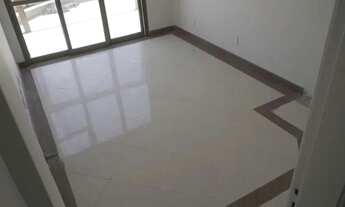 Imagem 4: Cobertura frontal mar para venda possui 410 metros quadrados com 5 quartos