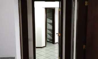 Imagem 7: Apartamento para aluguel possui 230 metros quadrados com 4 quartos em Lagoa Nova - Natal