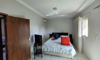 Imagem 6: Casa para aluguel possui 220 m2 com 04 quartos no Bairro Granada - Uberlândia - MG