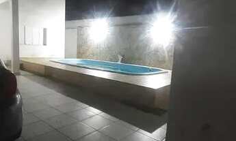 Imagem 4: Casa com piscina - ideal para buffet