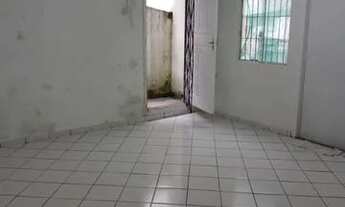 Imagem 2: Depósito com excelente localização em Barreiros - São josé