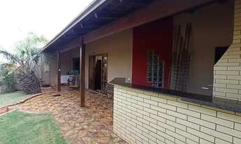 Imagem 4: EXCELENTE casa no Jd.Universitário - Av. Castelo Branco - Londrina - PR