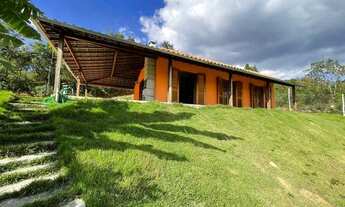 Imagem 6: Chácara com área de 1.000 m² com piscina em preço de oportunidade em Itatiaiuçu/ MG