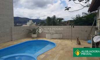 Imagem: FLORIANóPOLIS - Casa Padrão - Trindade